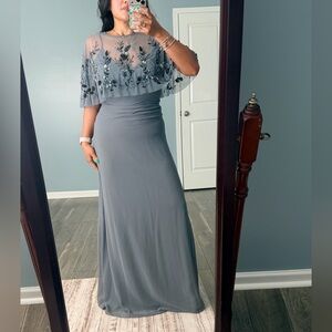 Mac Duggal Gray Sleeveless Gown With Embellished Cape sz 8